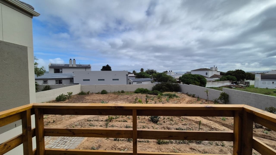 4 Bedroom Property for Sale in Country Club Western Cape